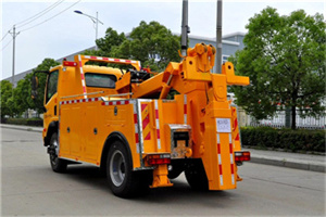 鱼峰高速路拖车费